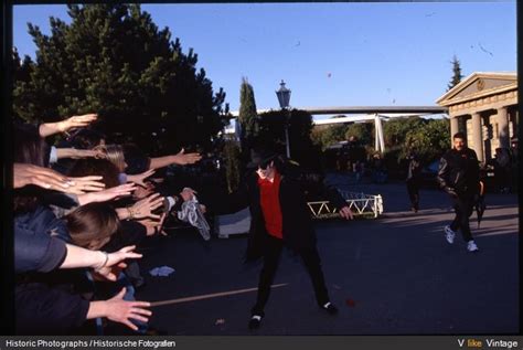 Pin Von Lotti Auf Mj Michael Jackson Jackson Phantasialand