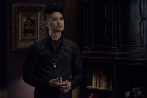 Magnus Bane Wiki Shadowhunters Tv Fandom