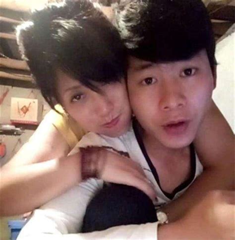 40岁妇女的二婚丈夫才19岁 两人站一起像母子 婚后男孩很黏她