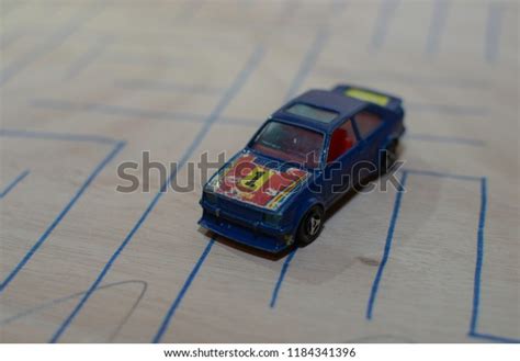 1 Nascar 1980s Images, Stock Photos & Vectors | Shutterstock