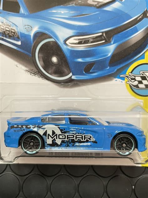 Yahoo オークション Hot Wheels DODGE CHARGER SRT ホットウィ