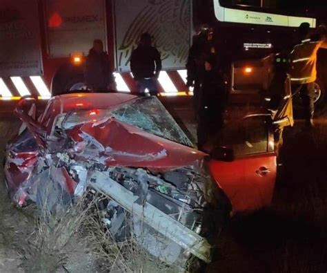 Muere Pareja Tras Intentar Ganarle El Paso Al Tren En Cadereyta