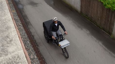 Lastentransport auf 3 Rädern Cube E Lastenrad Trike Hybrid bike x de