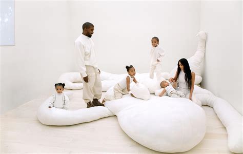 Kim Kardashian And Kanye West House Interior - Jaleada Mapanfu