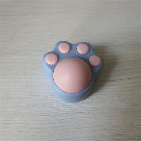 Мятный Шарик ЛАПКА PREMIUM для кошек loveMyPet, РАЗНОЦВЕТНЫЙ, лакомство ...