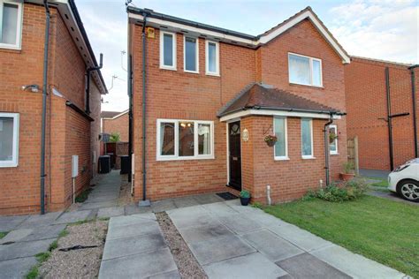 Hoselett Field Road Long Eaton 2 Bed Semi Detached House £825 Pcm