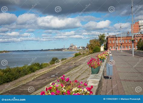 TOMSK, RUSSIA - SEPTEMBER 13, 2019: Traditional Architecture in Tomsk. Siberia. Russia Editorial ...