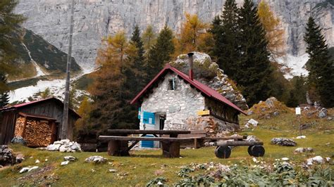 Hidden Cabin In The Italian Alps Youtube