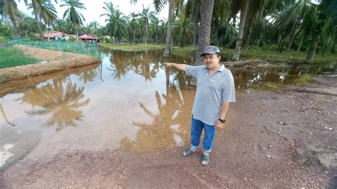 Penduduk Resah Banjir Termenung Hampir Hari Kosmo Digital