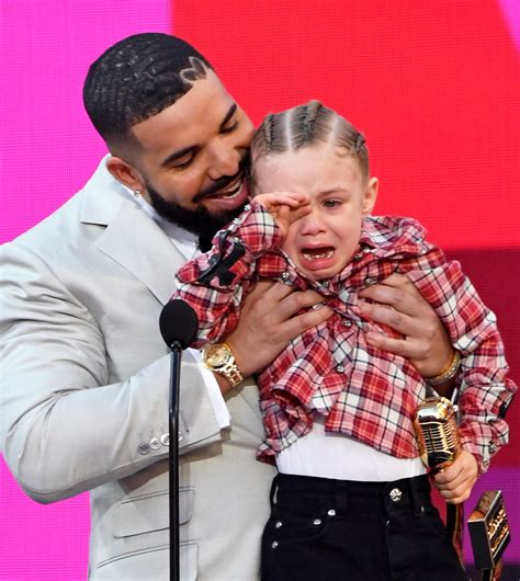 Drakes Sobbing Son Adonis 3 Steals The Show As Rapper Accepts Artist