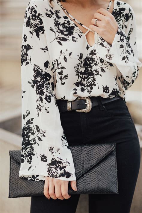 Styling A Black And White Floral Blouse Floral Shirt Outfit Black