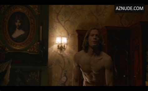 Sam Reid Butt Shirtless Scene In Interview With The Vampire Aznude Men