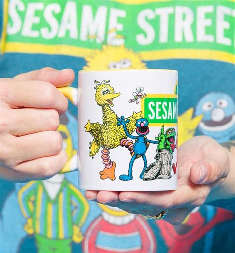 Sesame Street Characters Yellow Handle Mug