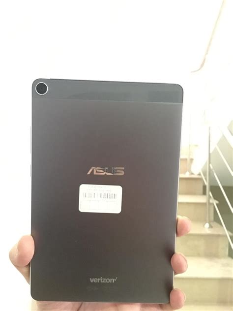 ASUS ZenPad Z8s (P00J) 7.9" w/Super-IPS LCD Display 3GB- 16GB Wi-Fi ...