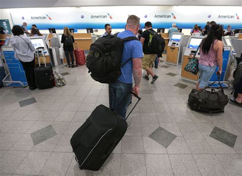 Holiday travelers beware: 550 flight cancellations nationwide