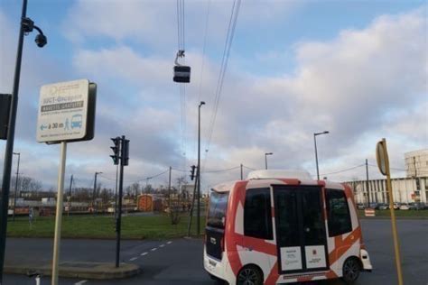 Video On A Test La Navette Sans Chauffeur Mise En Service Toulouse