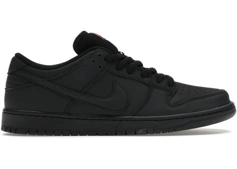 Nike SB Dunk Low Pro Triple Black Men's - FJ1674-001 - US