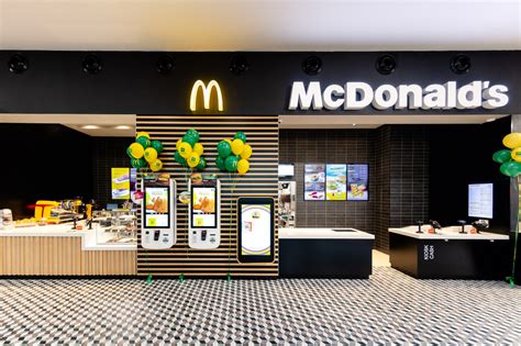 Raport Sustenabilitate Mcdonalds Dintre Restaurante Dotate Cu