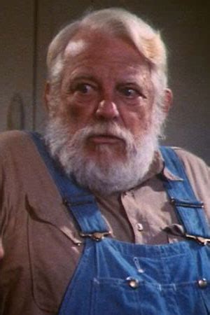 Uncle Jesse Duke in The Dukes of Hazzard - TheTVDB.com