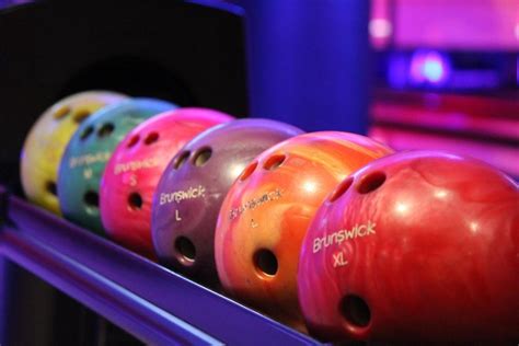 Balls Out Bowling Event Invites Bowlers To Roll In The Nude Yahoo