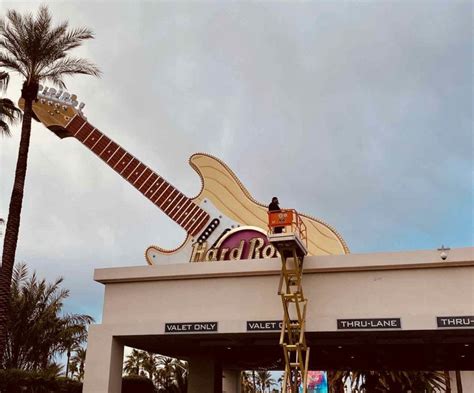 Saying Goodbye To The Hard Rock Hotel Las Vegas - TravelZork