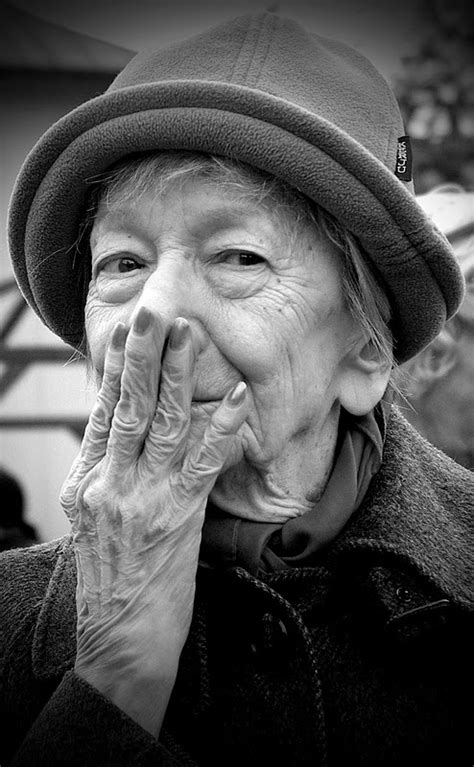 BiografÍas Wislawa Szymborska Nobel De Literatura En 1996