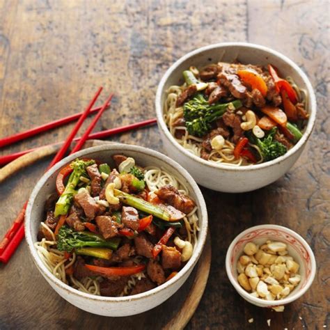 Hoisin Honey Pork Veggie Noodle Stir Fry