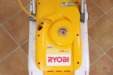 Yahoo オークション 動作OKRYOBI リョービ LMR 2300 芝刈り機 ロ