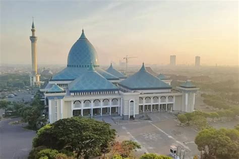 Daftar Masjid Terbesar Di Jawa Timur Salah Satunya Terbesar Ke Di