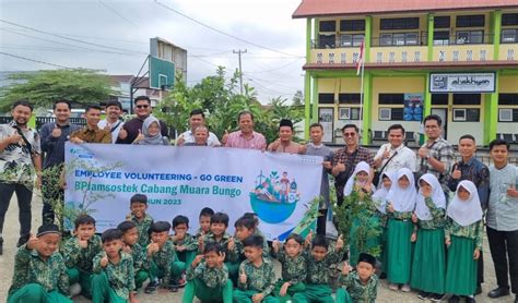 BPJamsostek Muara Bungo Gelar Employee Volunteering Dengan Tema Go Green