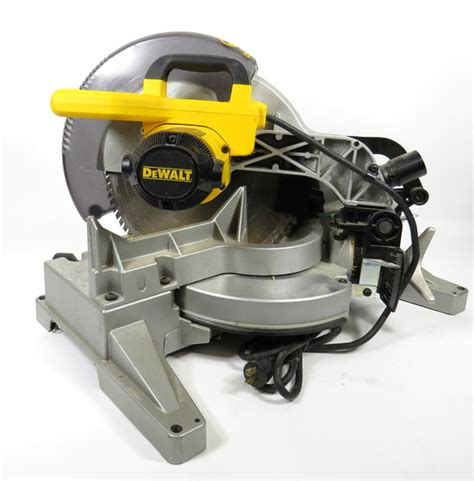 Power Tools : Miter Saw | American Rentals