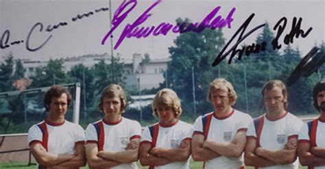 Europapokal Sieger FC Bayern Legenden Von 1974 Signieren Foto