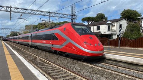 Ferrovie Vacanze Estive Ecco Le Proposte Di Trenitalia In Treno Wxpm