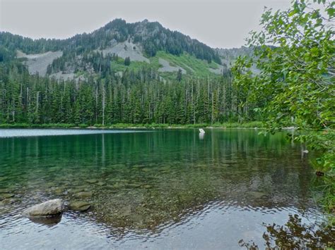 15 Spectacular Lake Hikes Near Seattle (For All Skill Levels)