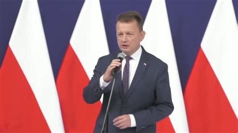 Polskie wojsko dostawy Szef MON Mariusz Błaszczak podpisał umowy na