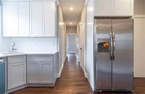 What Are The Standard Refrigerator Dimensions? Measuring & Size Guide