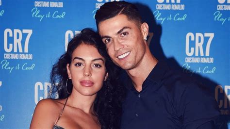 Ronaldo's girlfriend, Georgina speaks on football stars attitude to bad ...