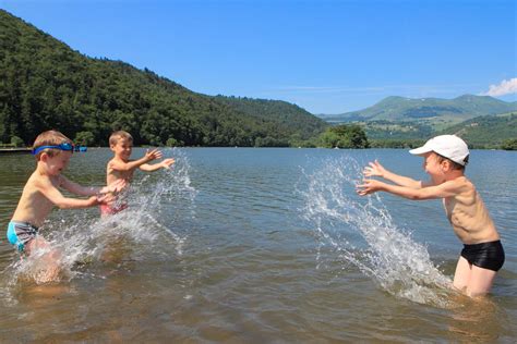 Lacs Auvergne Baignade Plans D Eau Piscines Auvergne