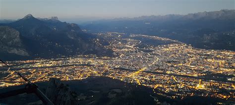 Nuit En Paroi Portaledge Bureau Des Guides De Grenoble