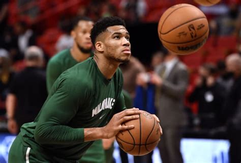 Giannis Antetokounmpo Bucks Star Ruled Out For Game Vs Heat