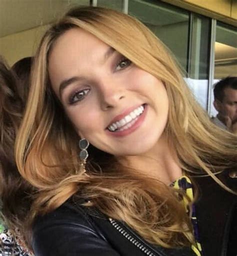 Jodie Comer Fanpage On Instagram “her Smile Makes Me Smile” Jodie Comer Actresses Beautiful