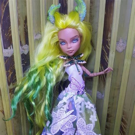 Pin By Jasmine Nadia On Absolutely Gorgeous Oak Monster High Disney