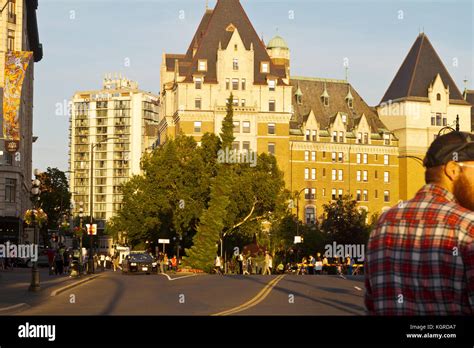 Downtown victoria island canada hi-res stock photography and images - Alamy