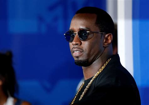 Sean Diddy Combs Ανάγκασε γυναίκα να κάνει σεξ με καλεσμένους σε