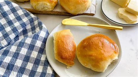 5 Ingredient Yeast Rolls Recipe