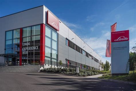 Linde Expands State Of The Art Hq Forklift News