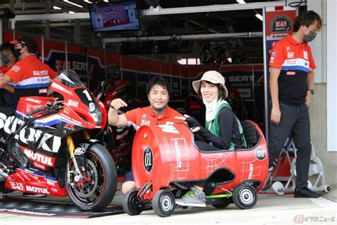 チームと会場の一体感に心奪われる鈴鹿8耐の魅力とは！〜小野木里奈の 日和〜 バイクのニュース