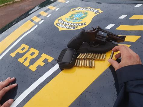 PRF apreende arma de fogo e munições em Mãe do Rio PA Polícia