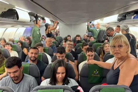 Quarto Voo Repatriados Chega Ao Rio Passageiros Planalto