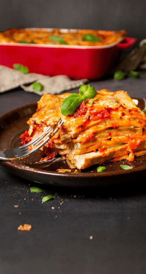 Vegetarisk Lasagne Med Tofu Och Zucchini Yipin